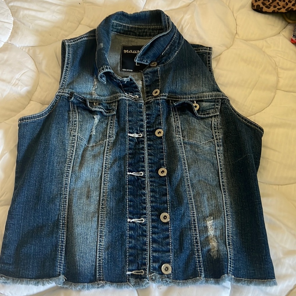 Maurice’s Jean vest